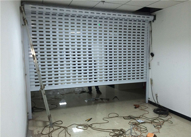 濟南卷簾門廠家為大家詳細介紹電動卷簾門故障維修大全，建議收藏！